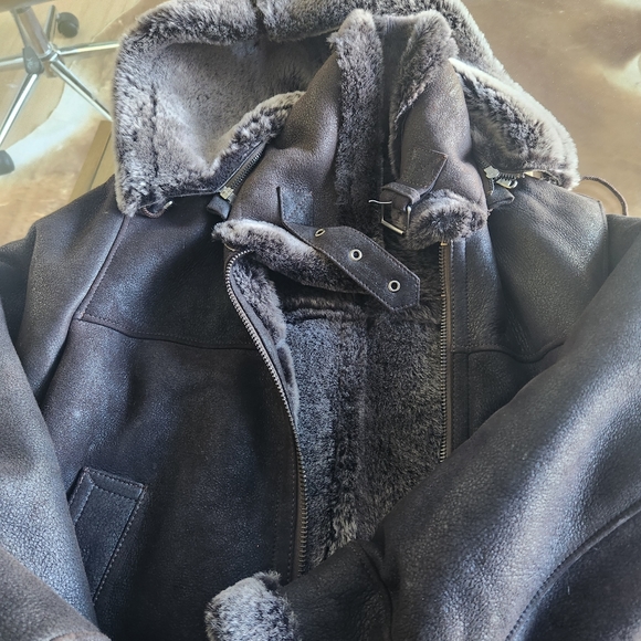 Shearling Bomber Jacket - Picture 11 of 12